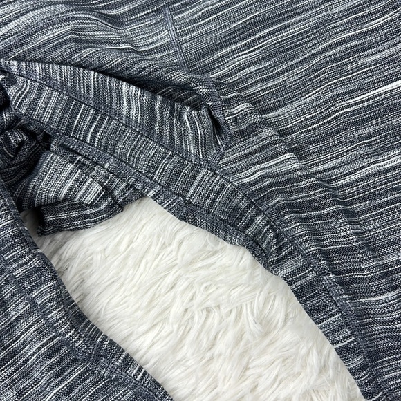 Lululemon Align Crop 21" *Cross Waist Mini Space Dye Herringbone Heathered Black - Picture 4 of 7